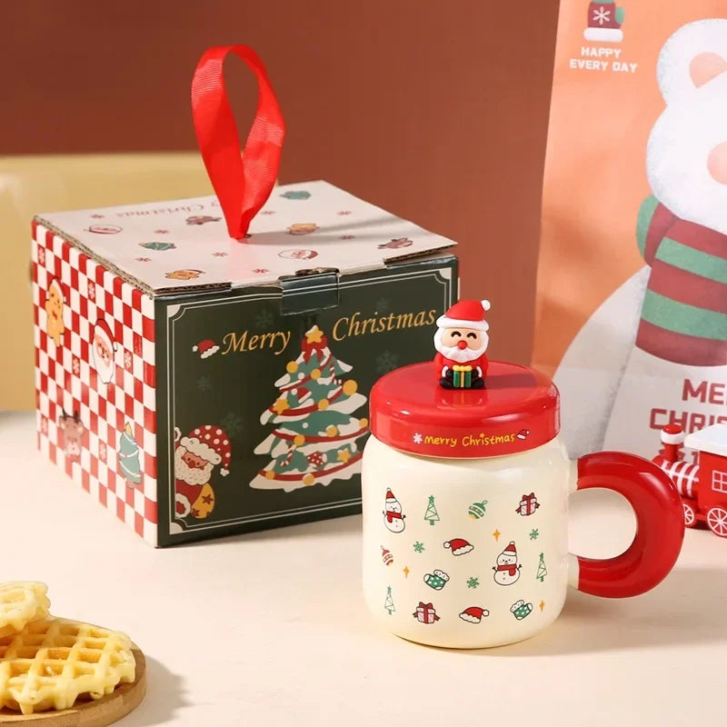 Looking for the perfect Christmas gift? This adorable ceramic mug with lid and spoon is exactly what you need! 🎁✨