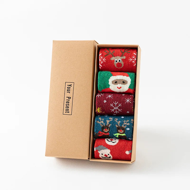 Looking for a cozy and adorable Christmas gift? These boxed winter wool socks are the perfect choice! 🎁🧦❄️